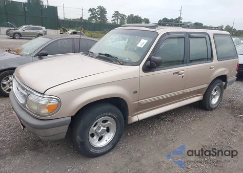 1996 Ford Explorer from USA, damaged, VIN 1FMDU35P9TUD18916